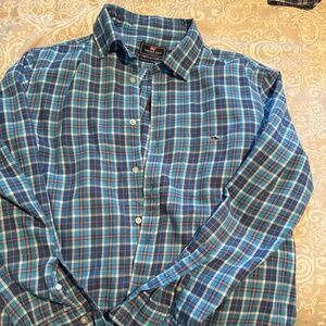 Vineyard vines large classic fit Tucker shirt